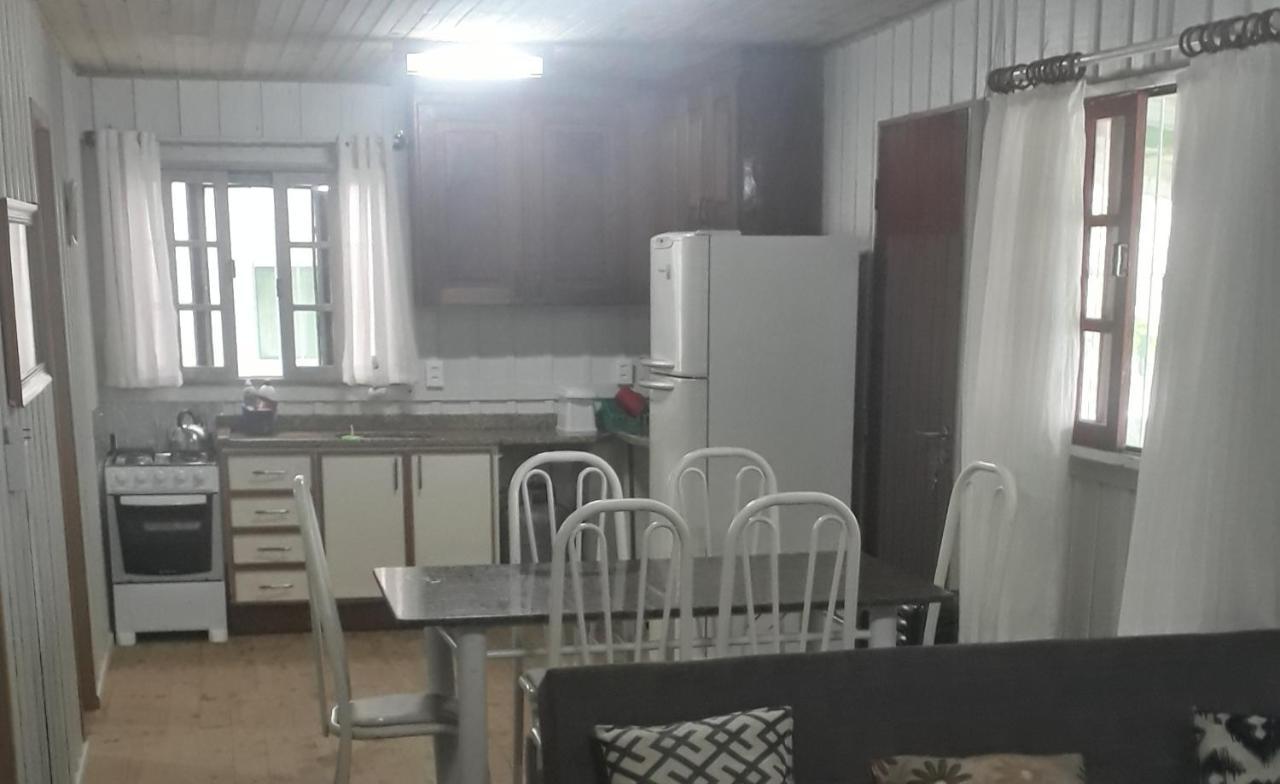 Casa Na Garopaba Com Varandaヴィラ エクステリア 写真